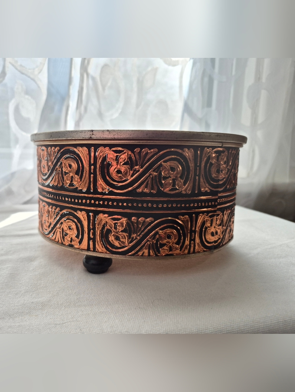 Vintage Zodiac Copper and Black Tin Container - Picture 7 of 10